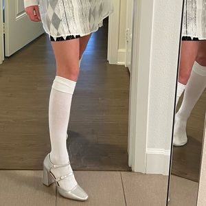 Cher clueless silver Mary Jane heels size 8.5